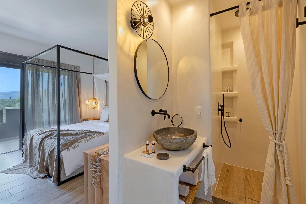 Evais Boutique Houses & Luxury Suites Karystos  Exterior photo